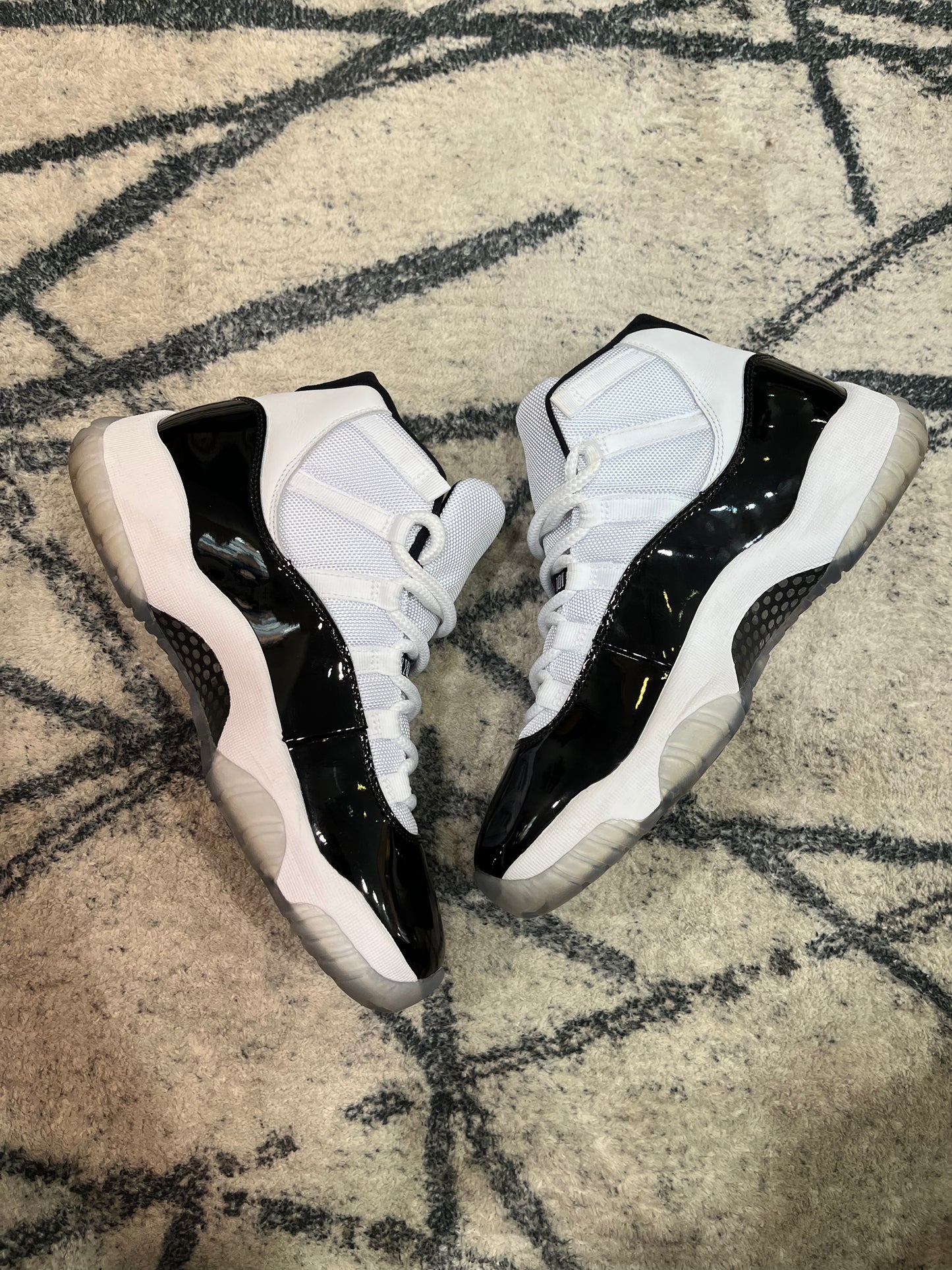 Air Jordan 11 Concord