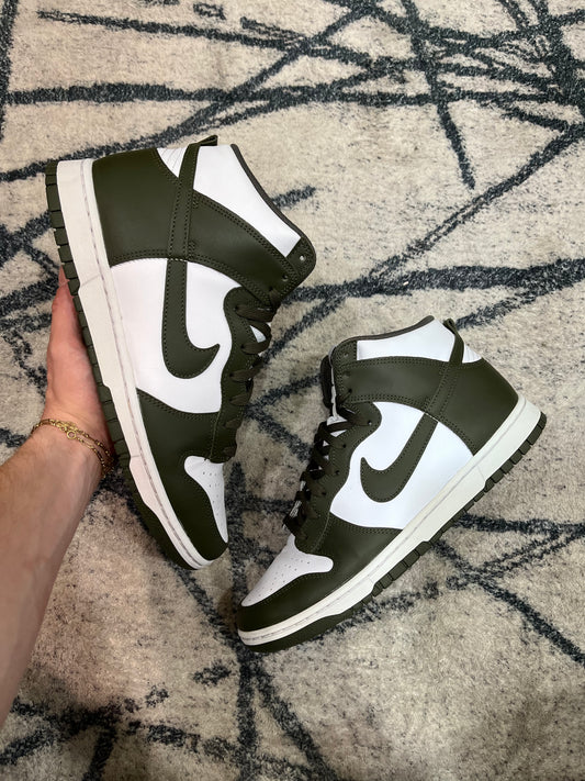 Nike Dunk High Khaki