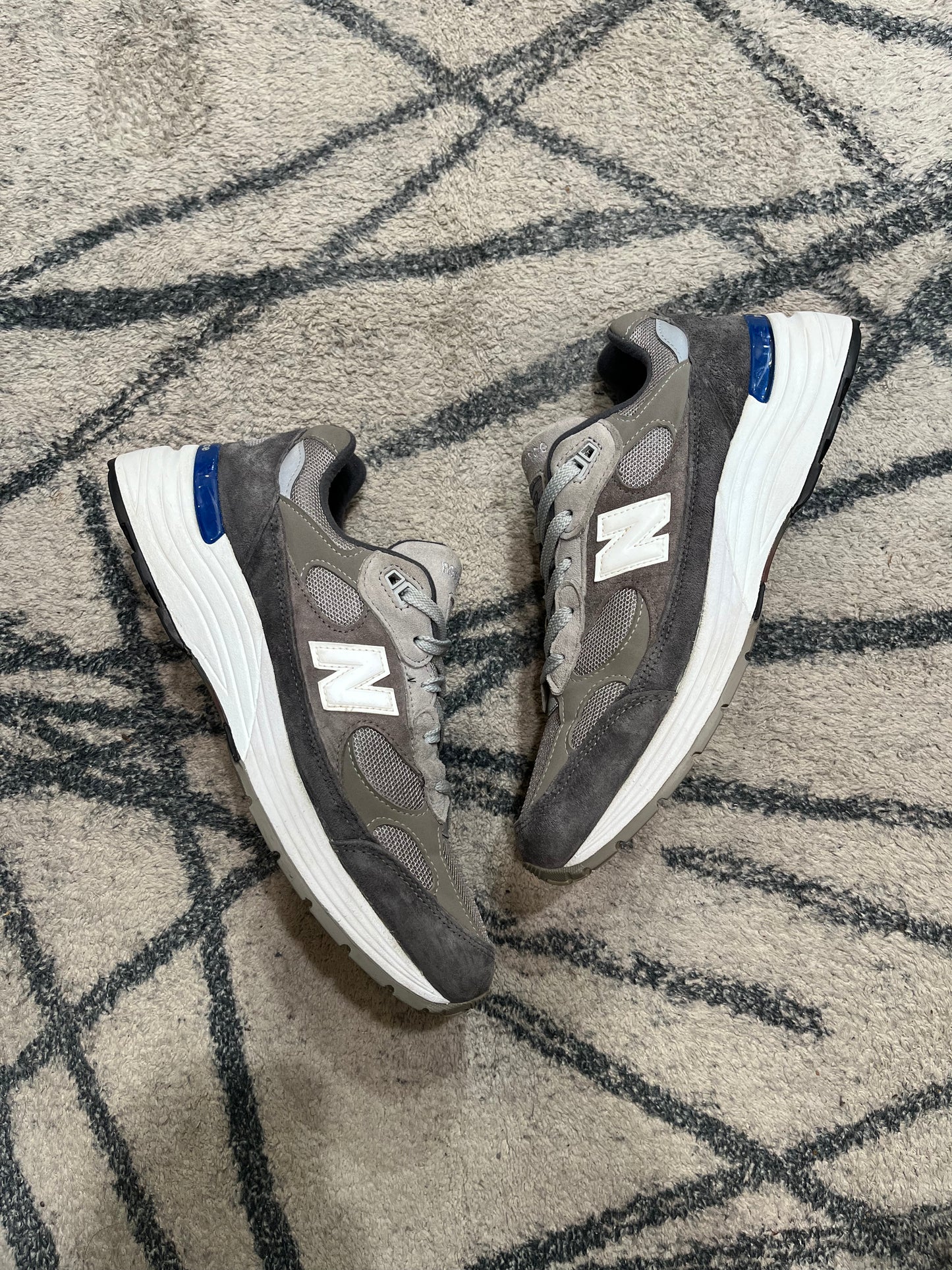 New Balance 992 Made In USA Gris Bleu Rouge