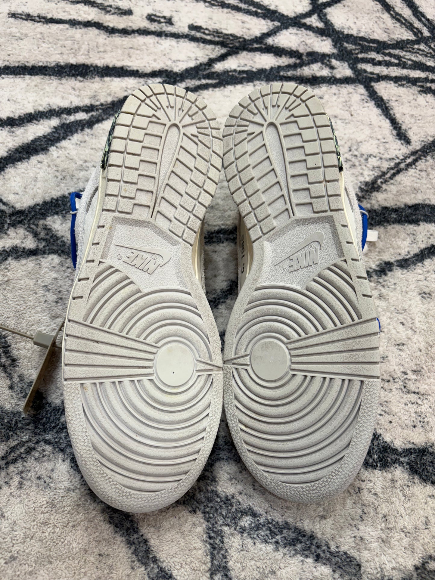 Nike Dunk Off White Lot 32