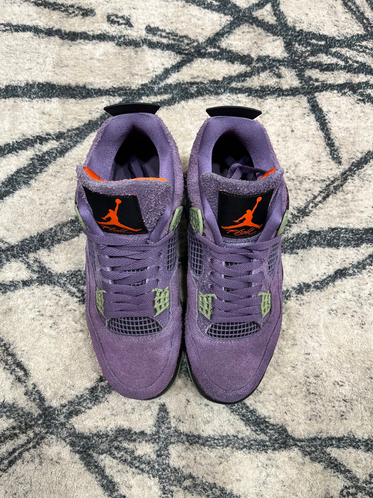 Air Jordan 4 Canyon Purple