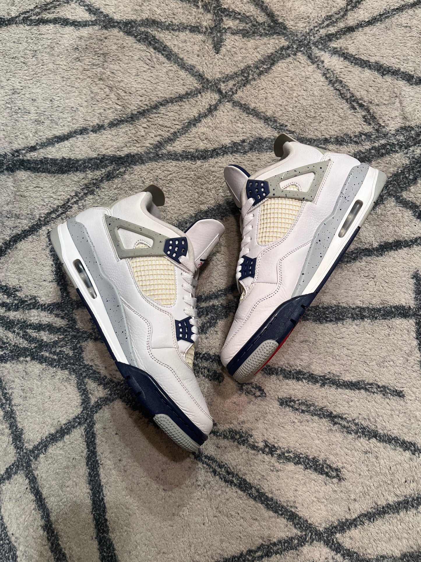 Air Jordan 4 Midnight Navy