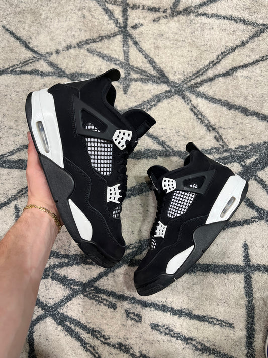 Air Jordan 4 White Thunder