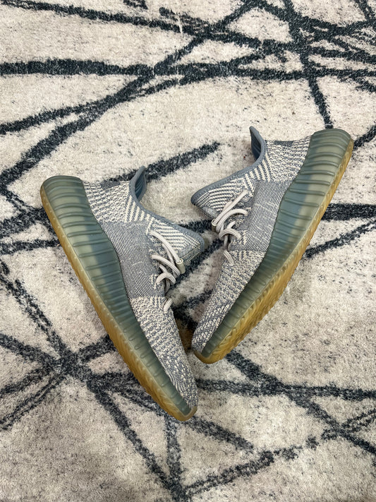 Yeezy 350 V2 Israfil