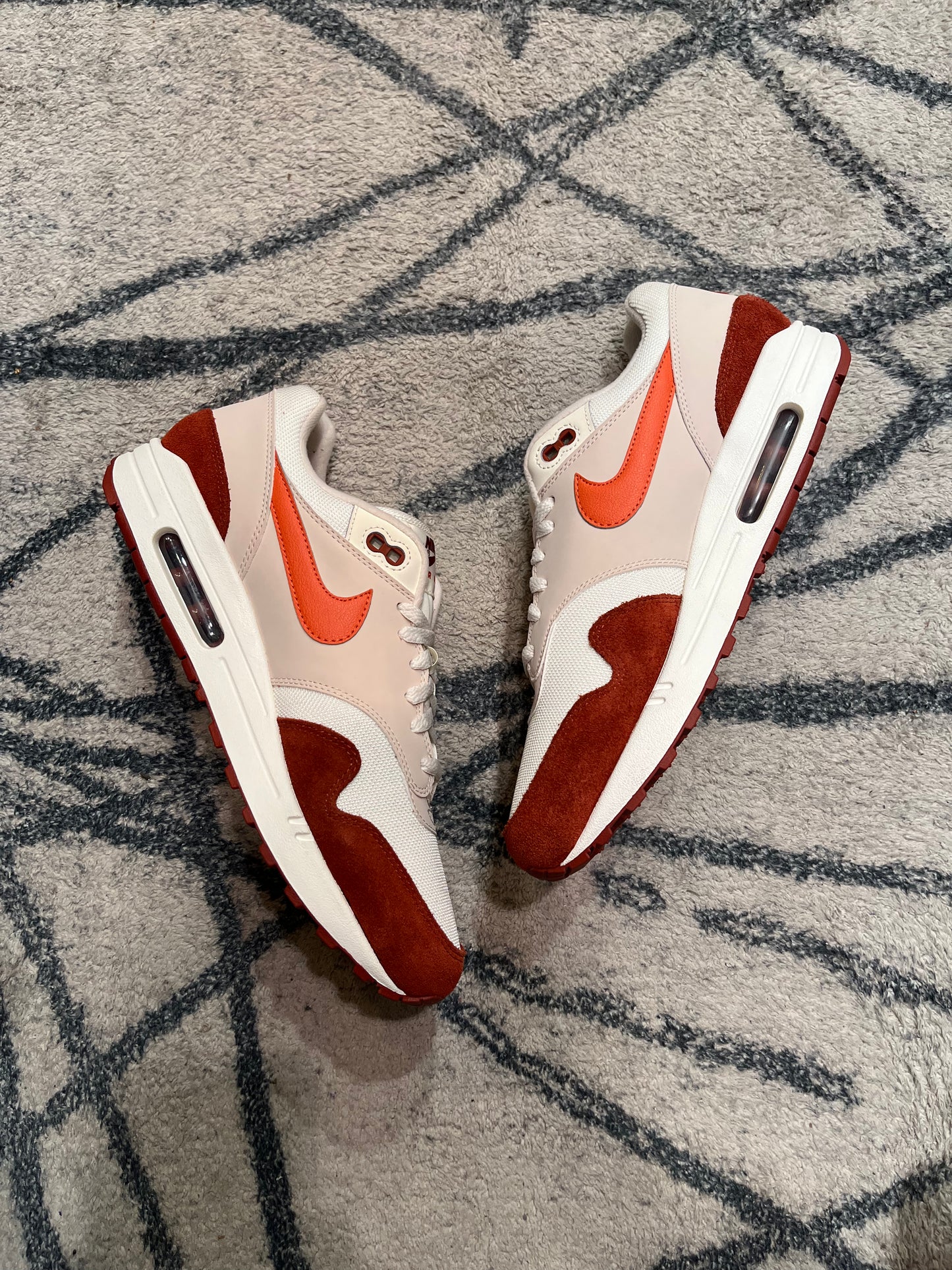 Nike Air Max 1 Mars Stone