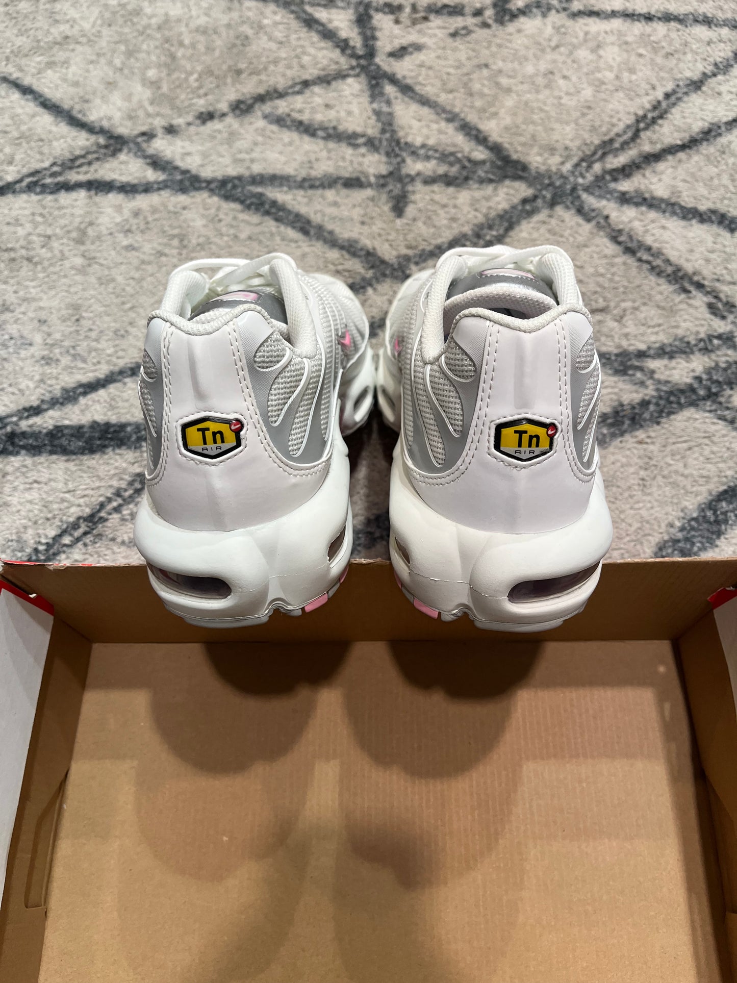 Nike Air Max Plus Jewel Pink