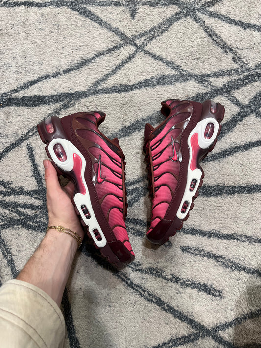 Nike Air Max Plus Burgundy Crush