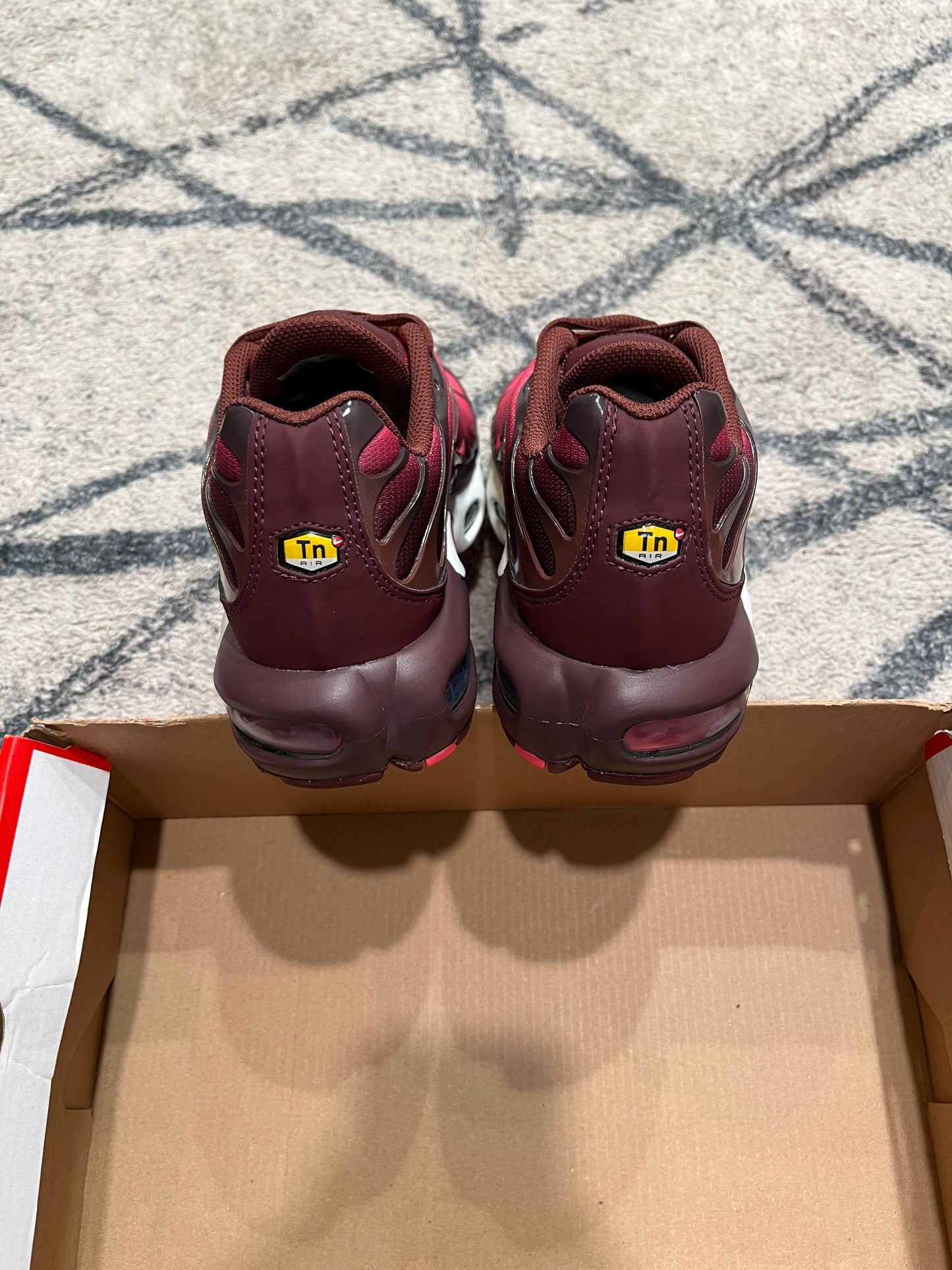 Nike Air Max Plus Burgundy Crush