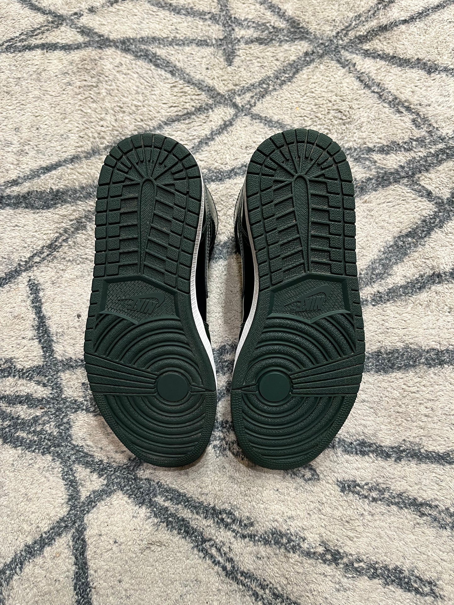Air Jordan 1 Rétro Grove Vert