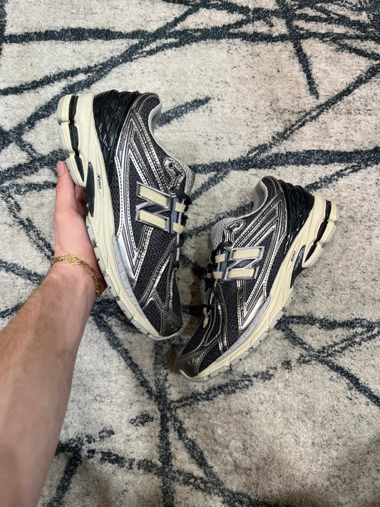 New Balance 1906R Grey