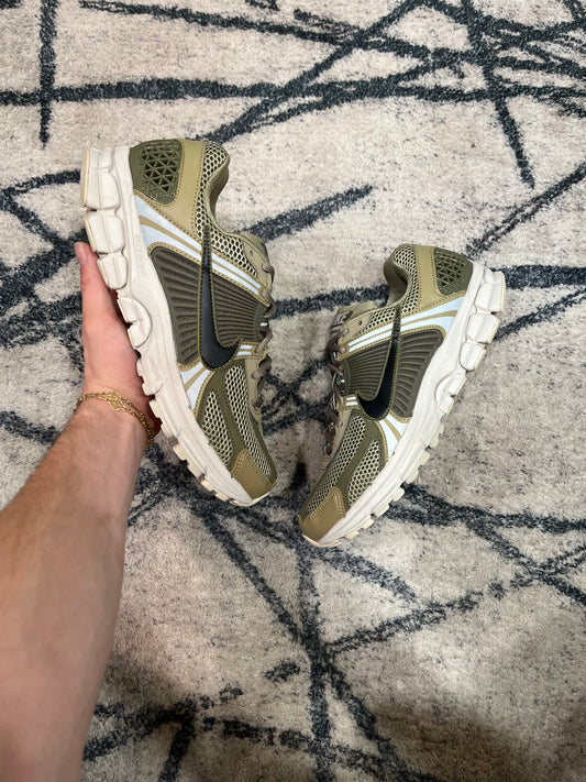 Nike Vomero 5 Olive