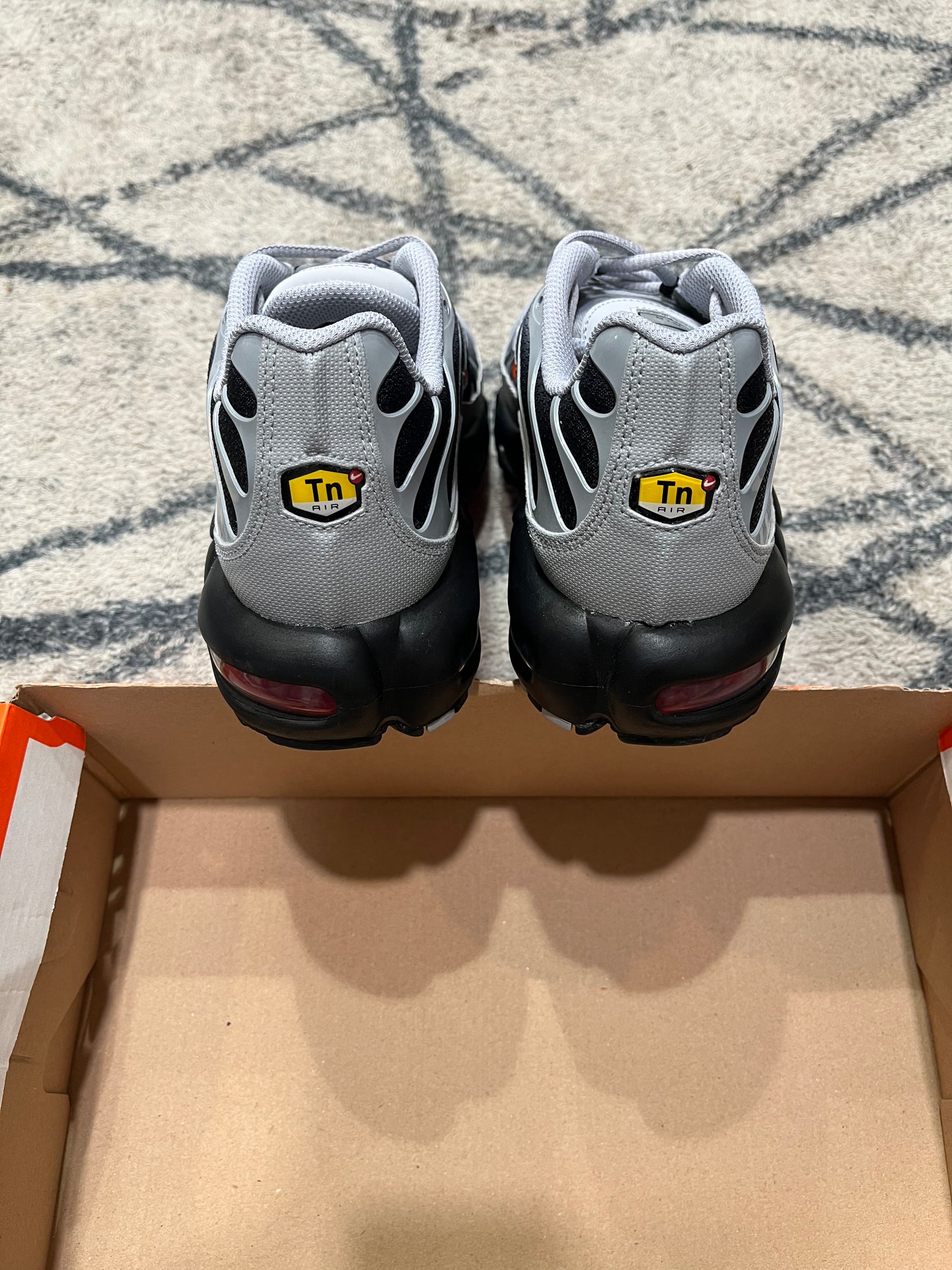 Nike Air Max Plus Wolf Grey