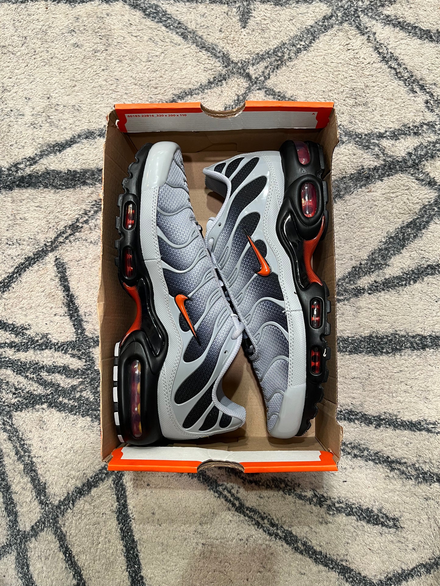 Nike Air Max Plus Wolf Grey
