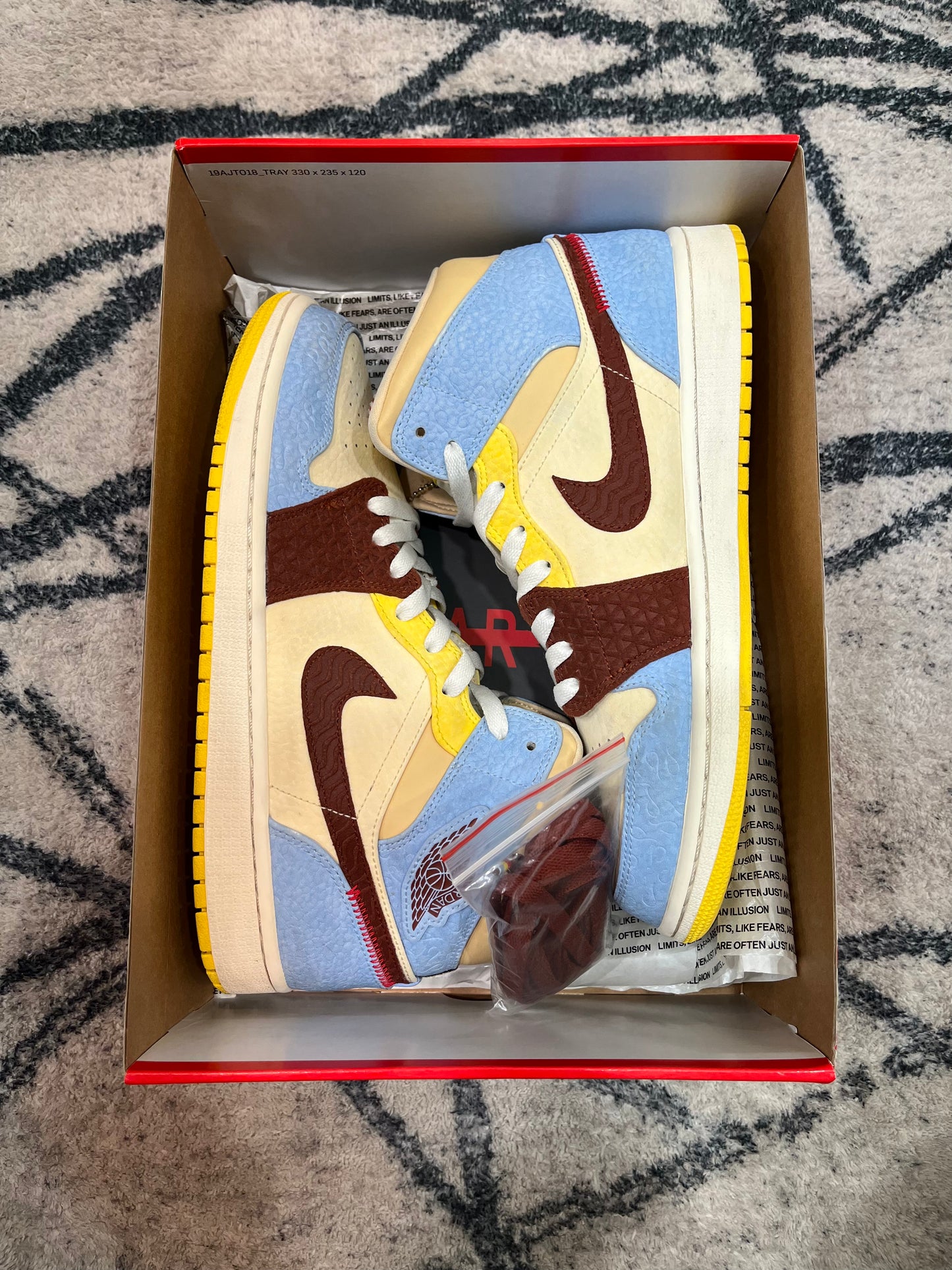 Air Jordan 1 Maison Chateau Rouge