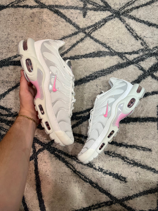 Nike Air Max Plus Summit Pink