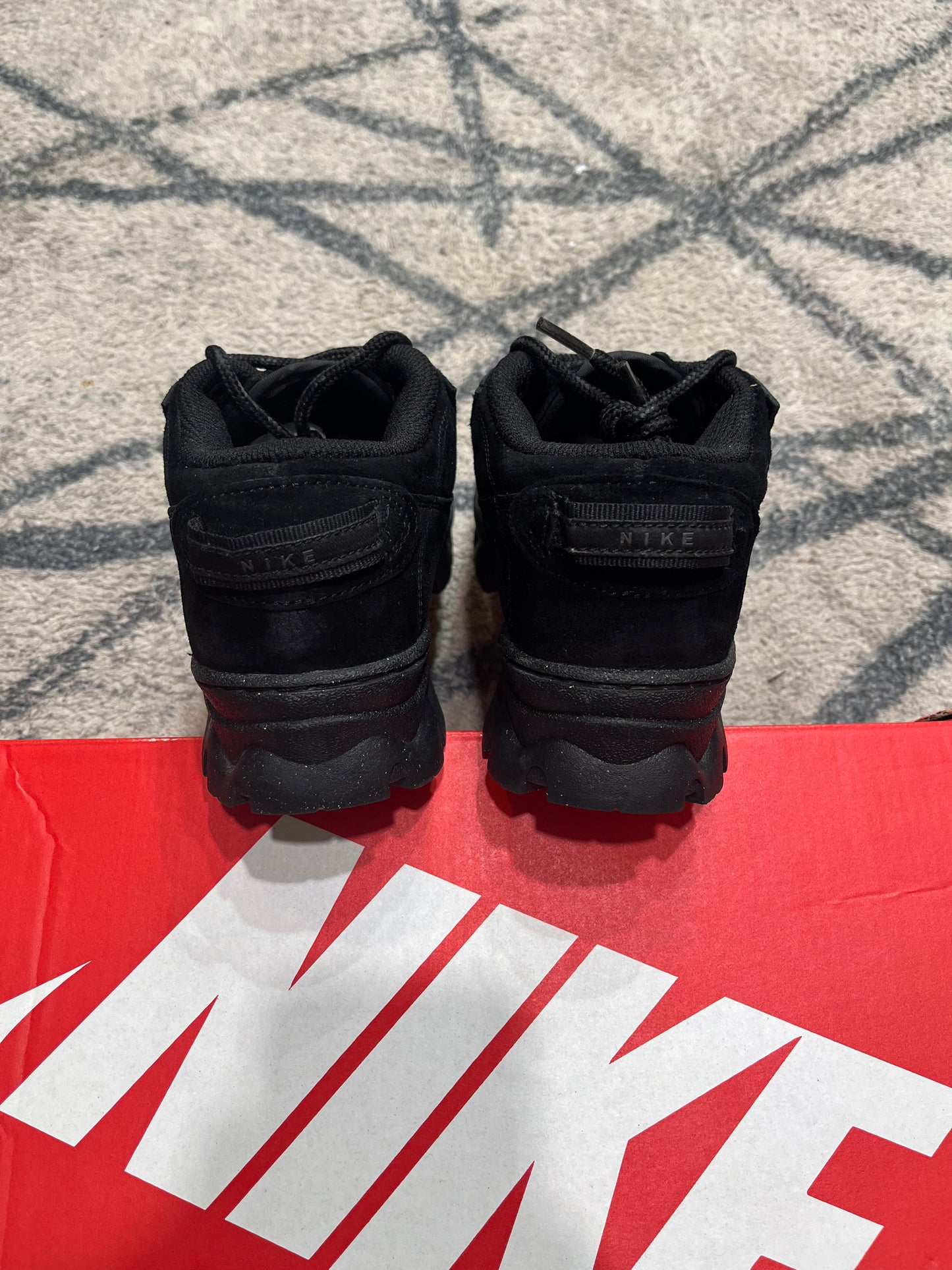 Nike Lahar Low Black
