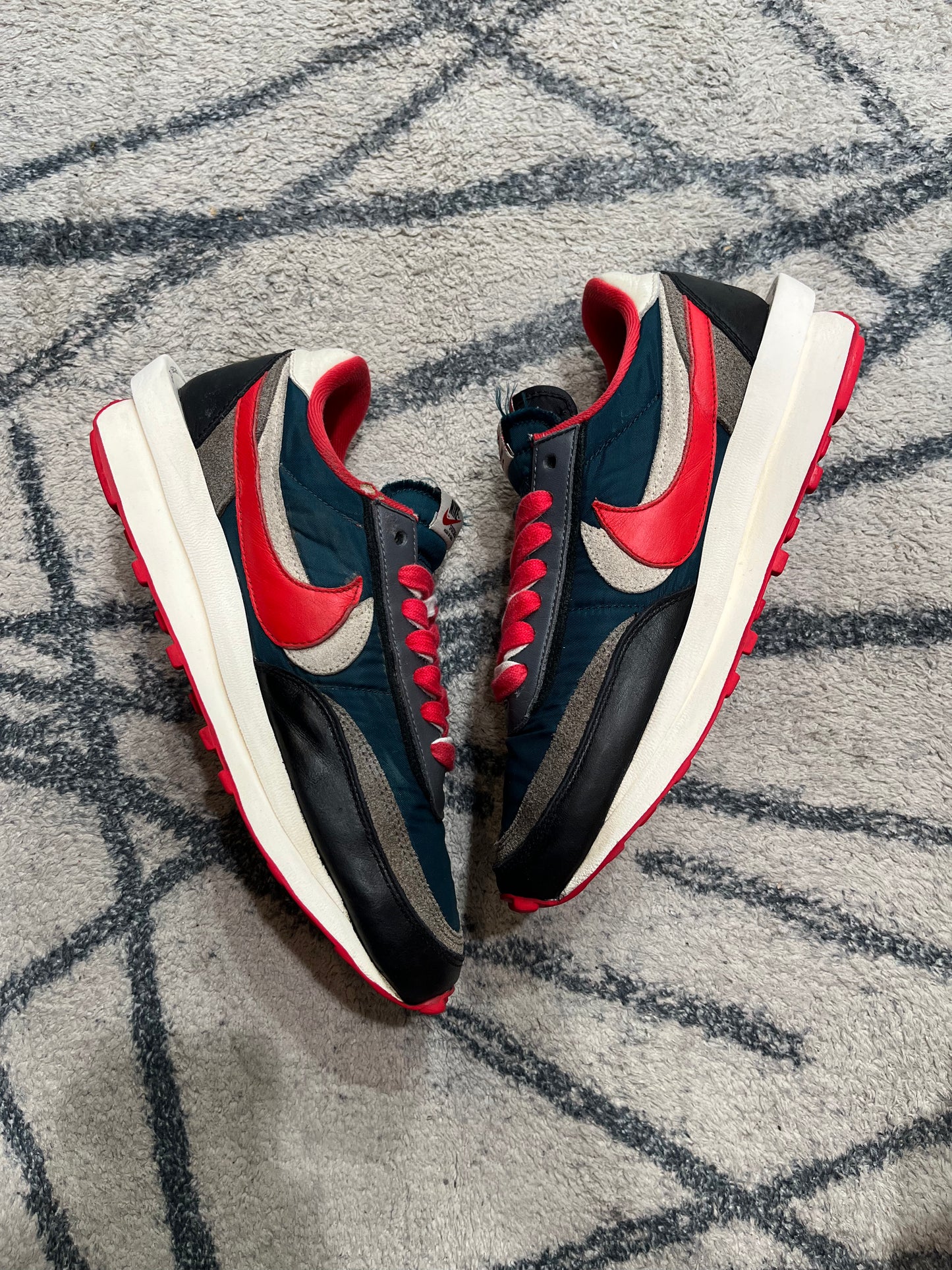Nike Sacai LD Waffle Team Red