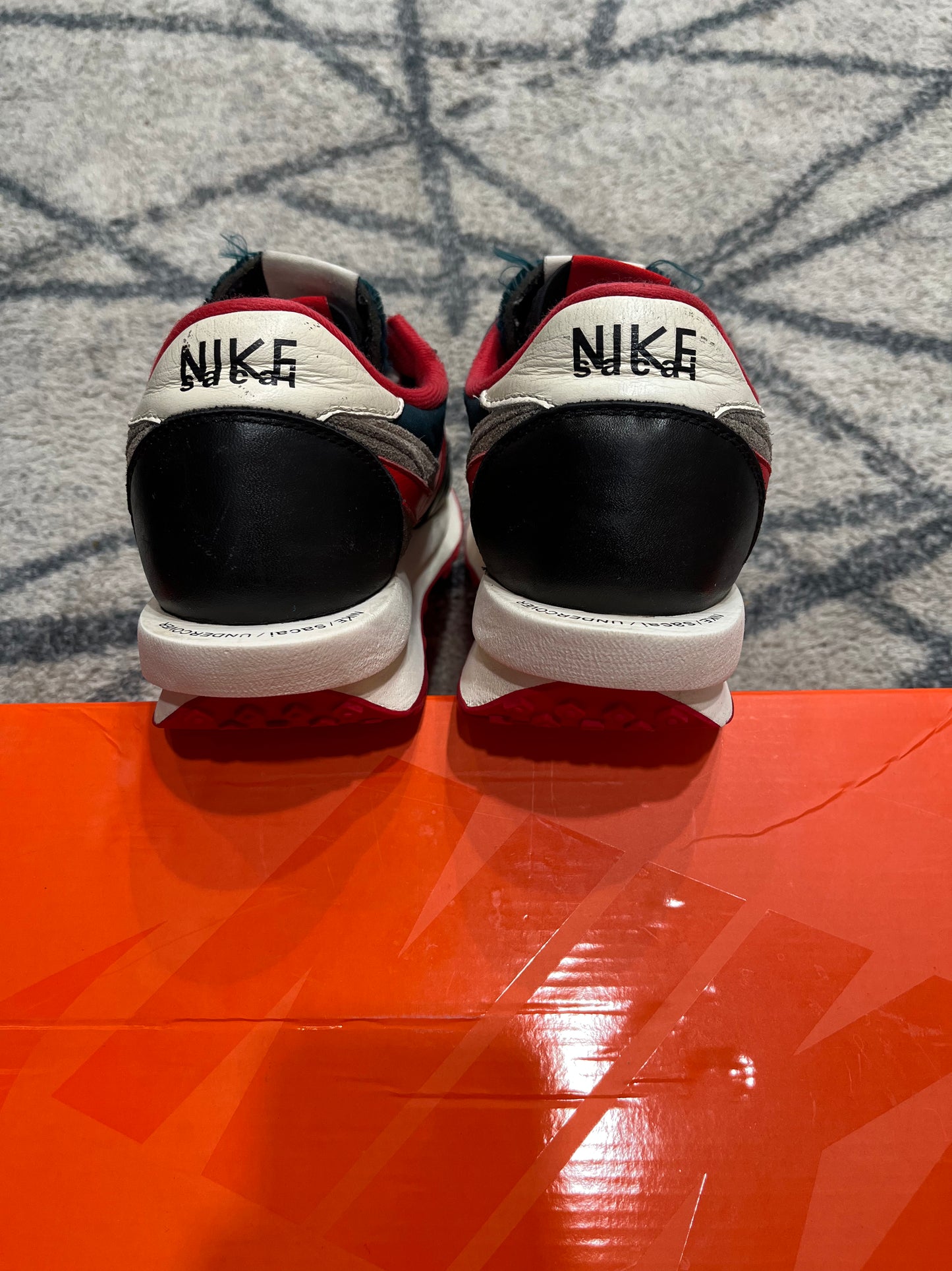Nike Sacai LD Waffle Team Red