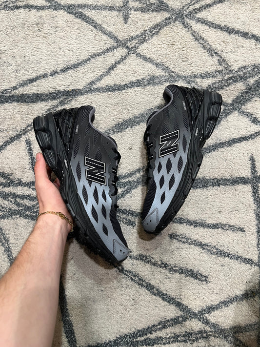 New Balance 1906U Black Cement
