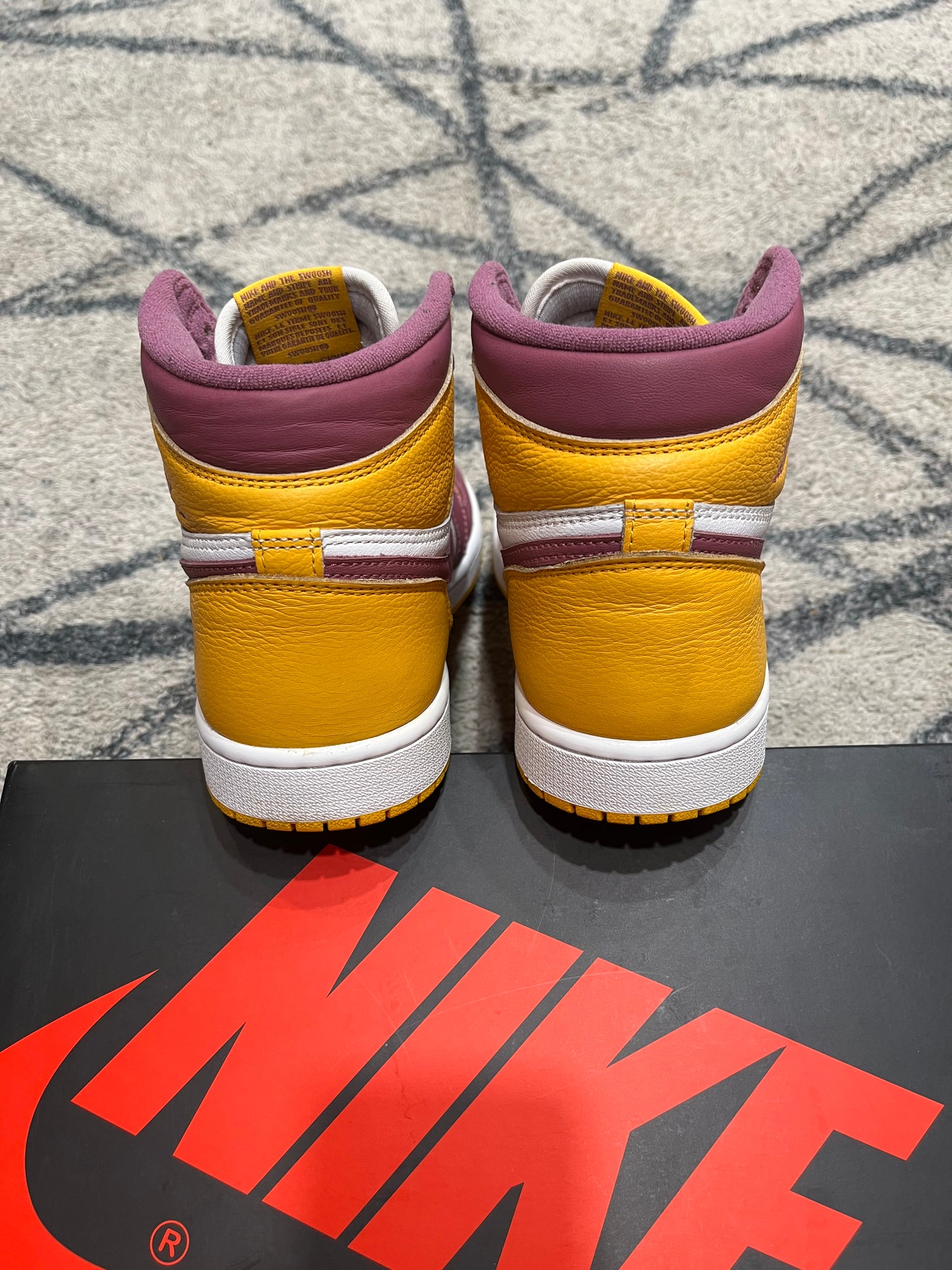 Air Jordan 1 Brotherhood
