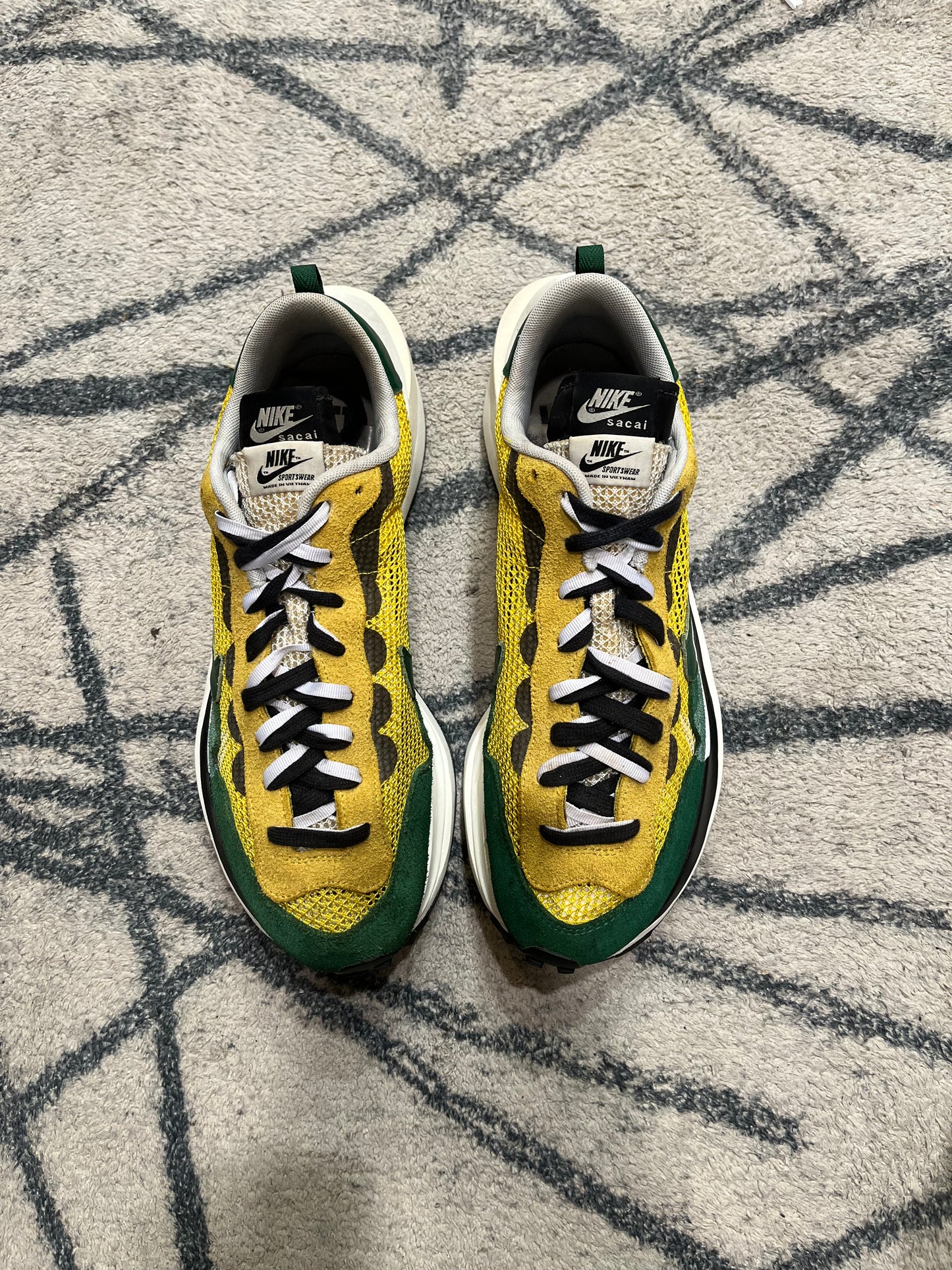 Nike Sacai Vaporwaffle Brazil
