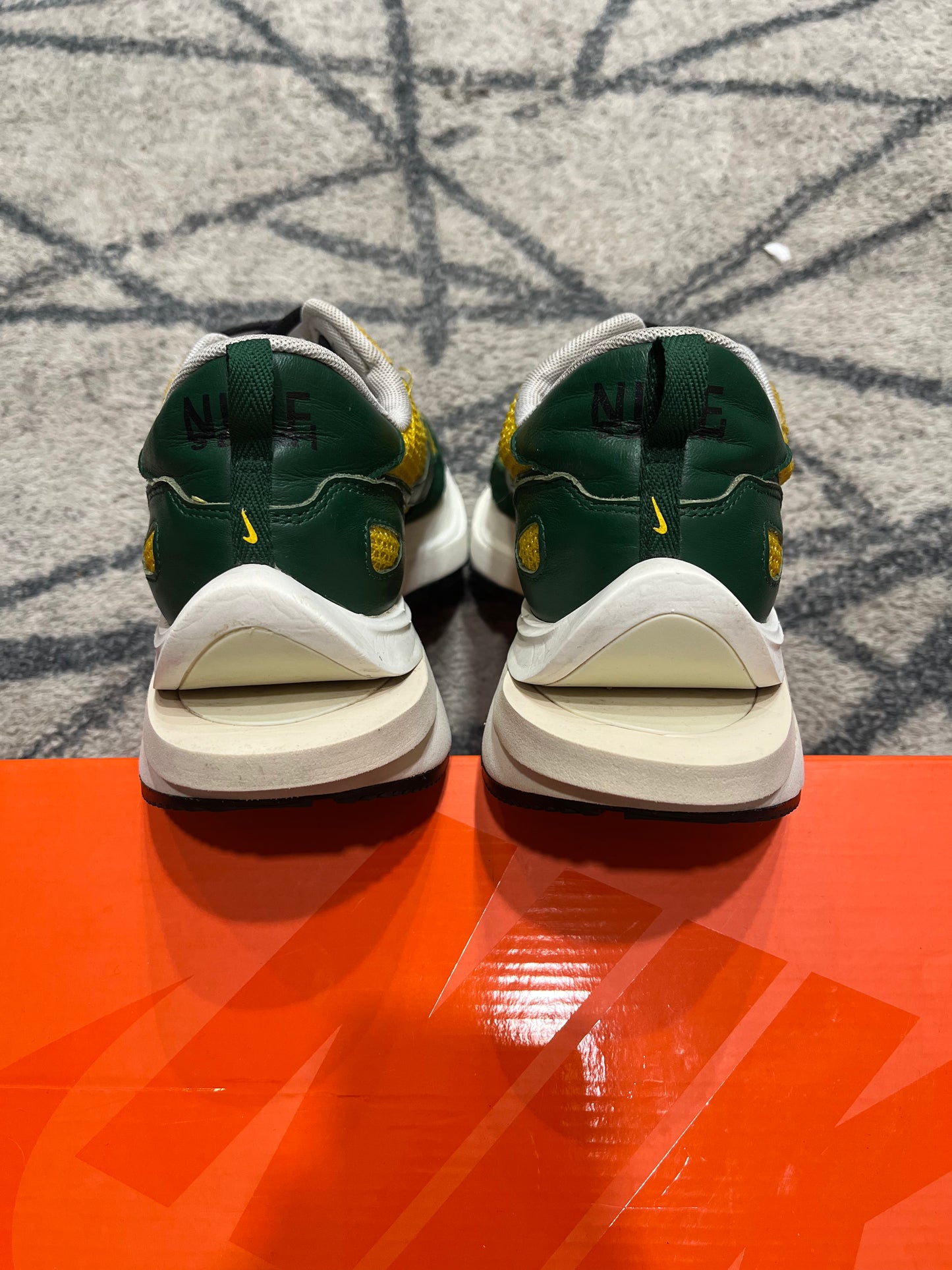 Nike Sacai Vaporwaffle Brazil
