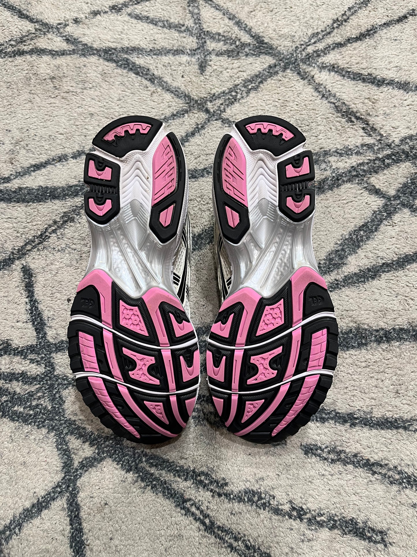 Asics Gel Kayano 14 Pink Cream