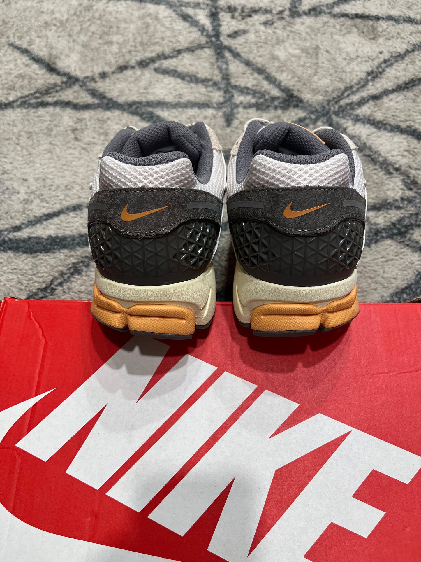 Nike Vomero 5 Flat Pewter