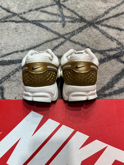 Nike Vomero 5 Gold
