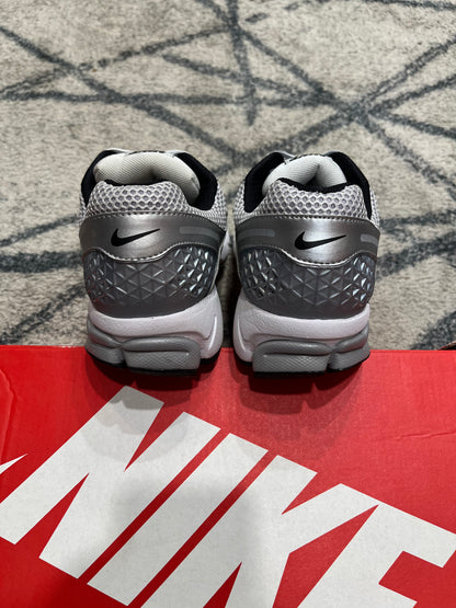 Nike Vomero 5 Metallic Silver Black