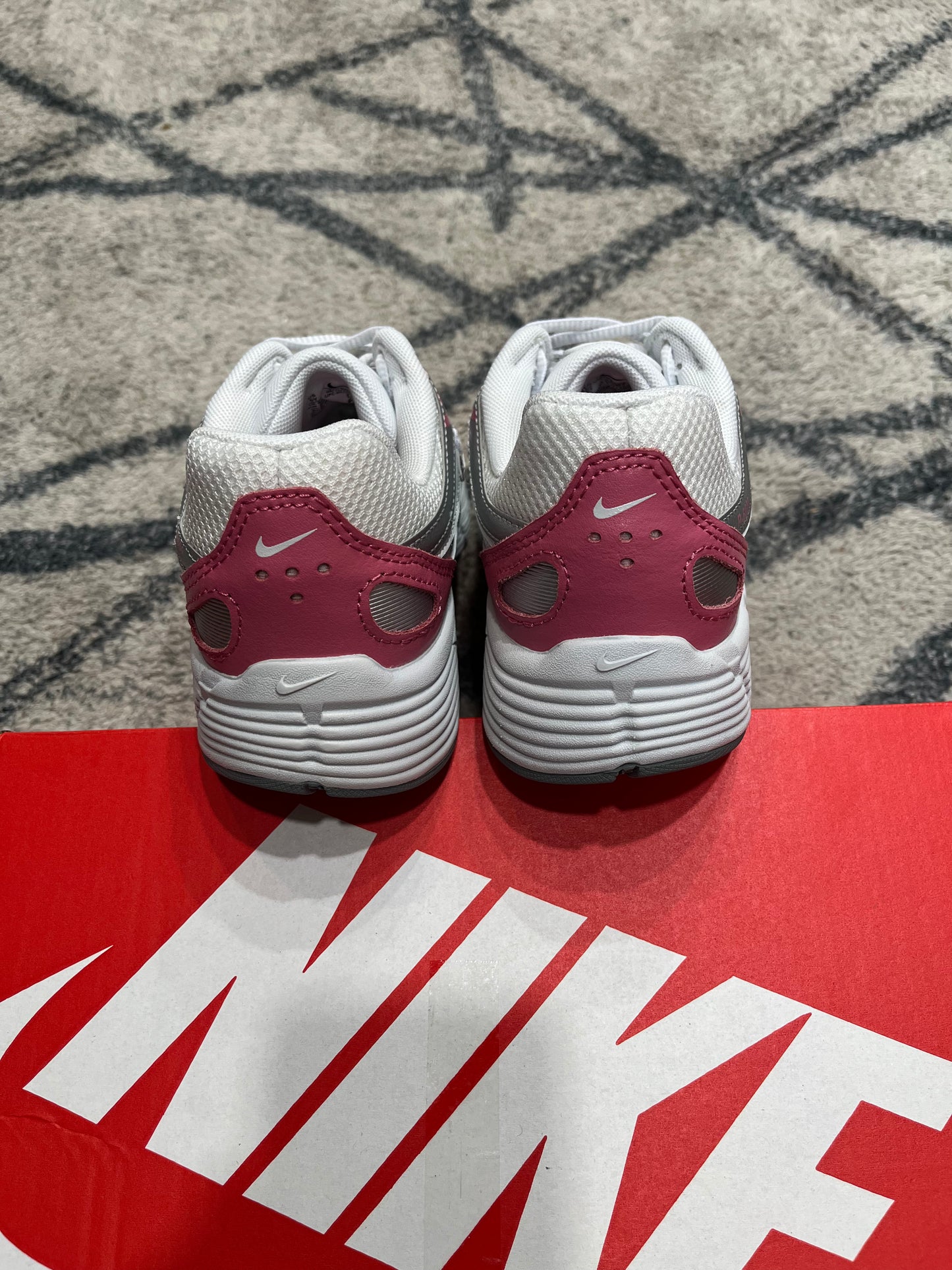 Nike P-6000 White Peony