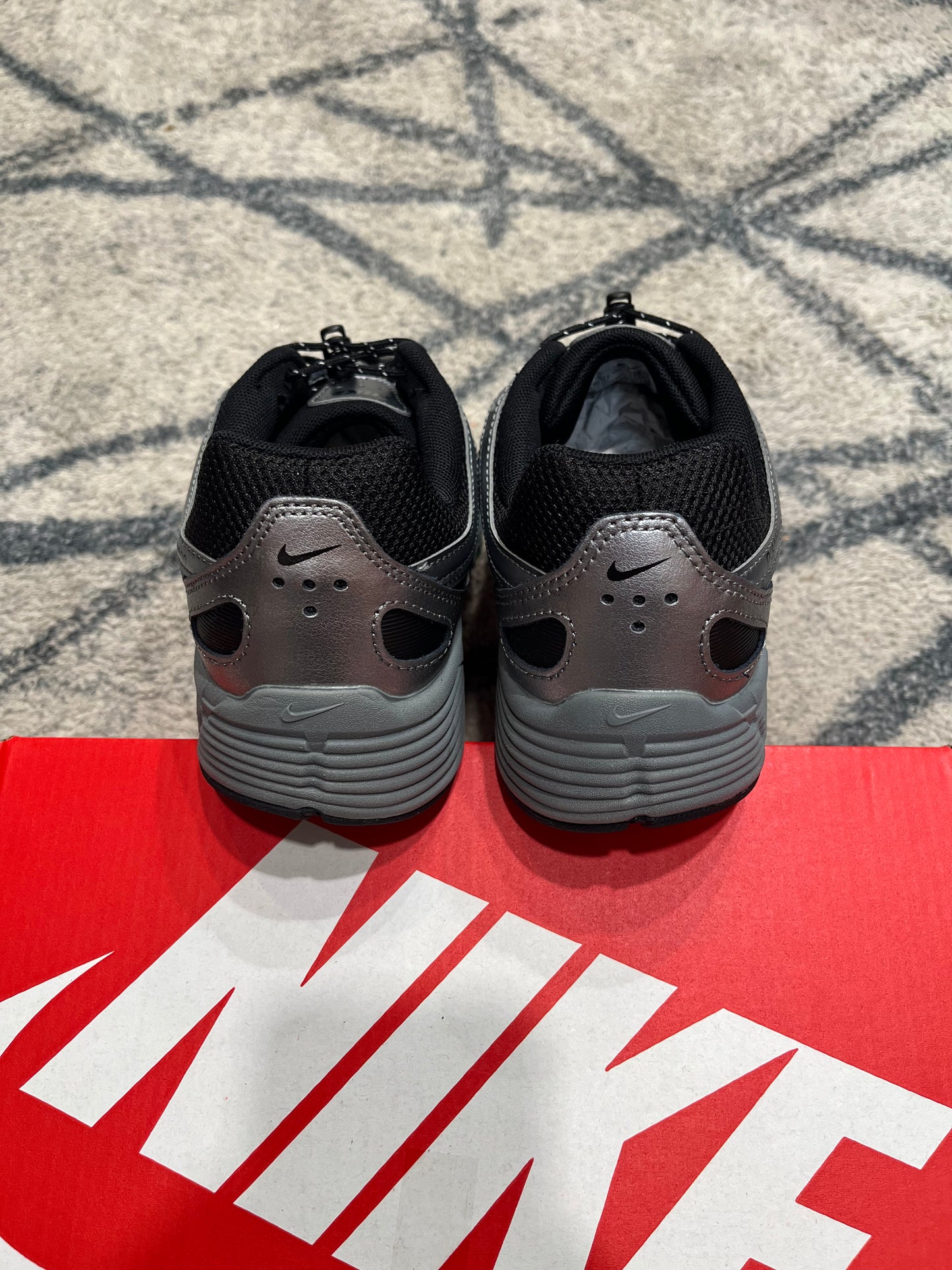 Nike P-6000 Metallic Black Silver