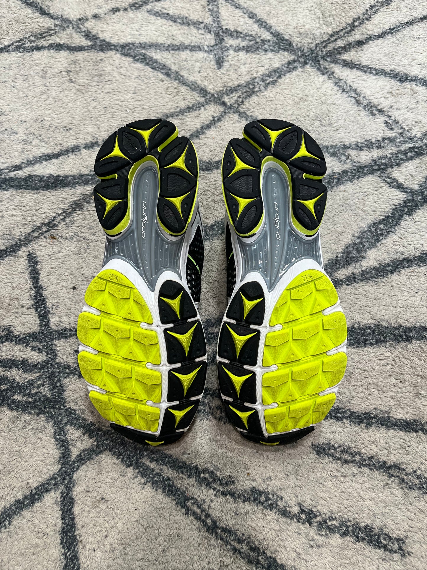 Saucony Progrid Bright Yellow