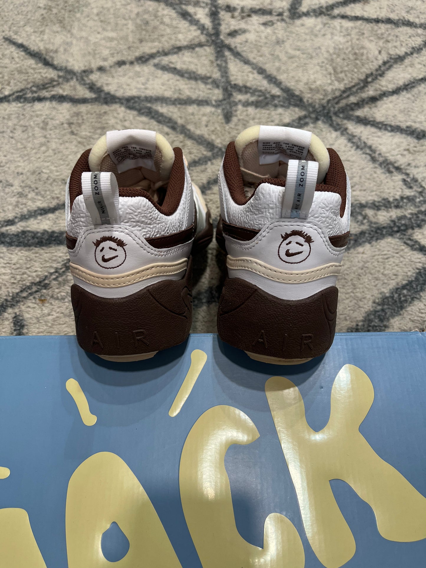 Nike Travis Zoom Field Chocolate Brown