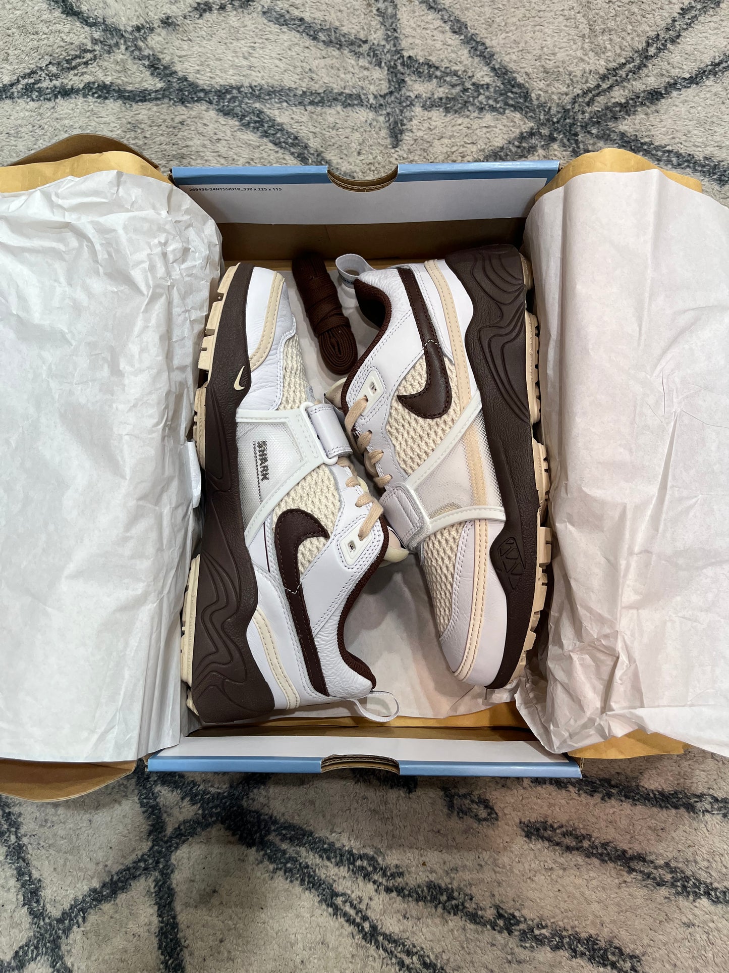 Nike Travis Zoom Field Chocolate Brown