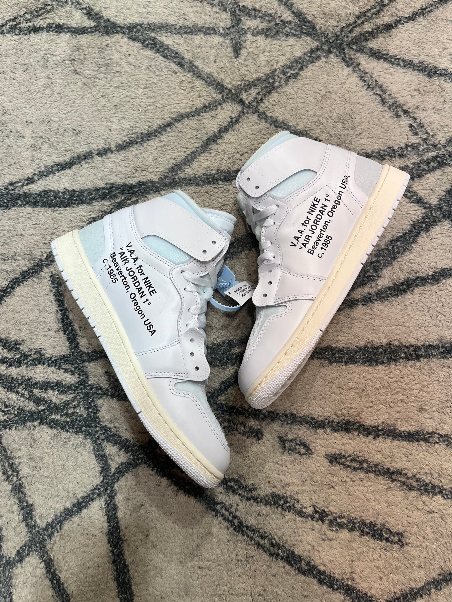 Air Jordan 1 Off White Alaska VAA