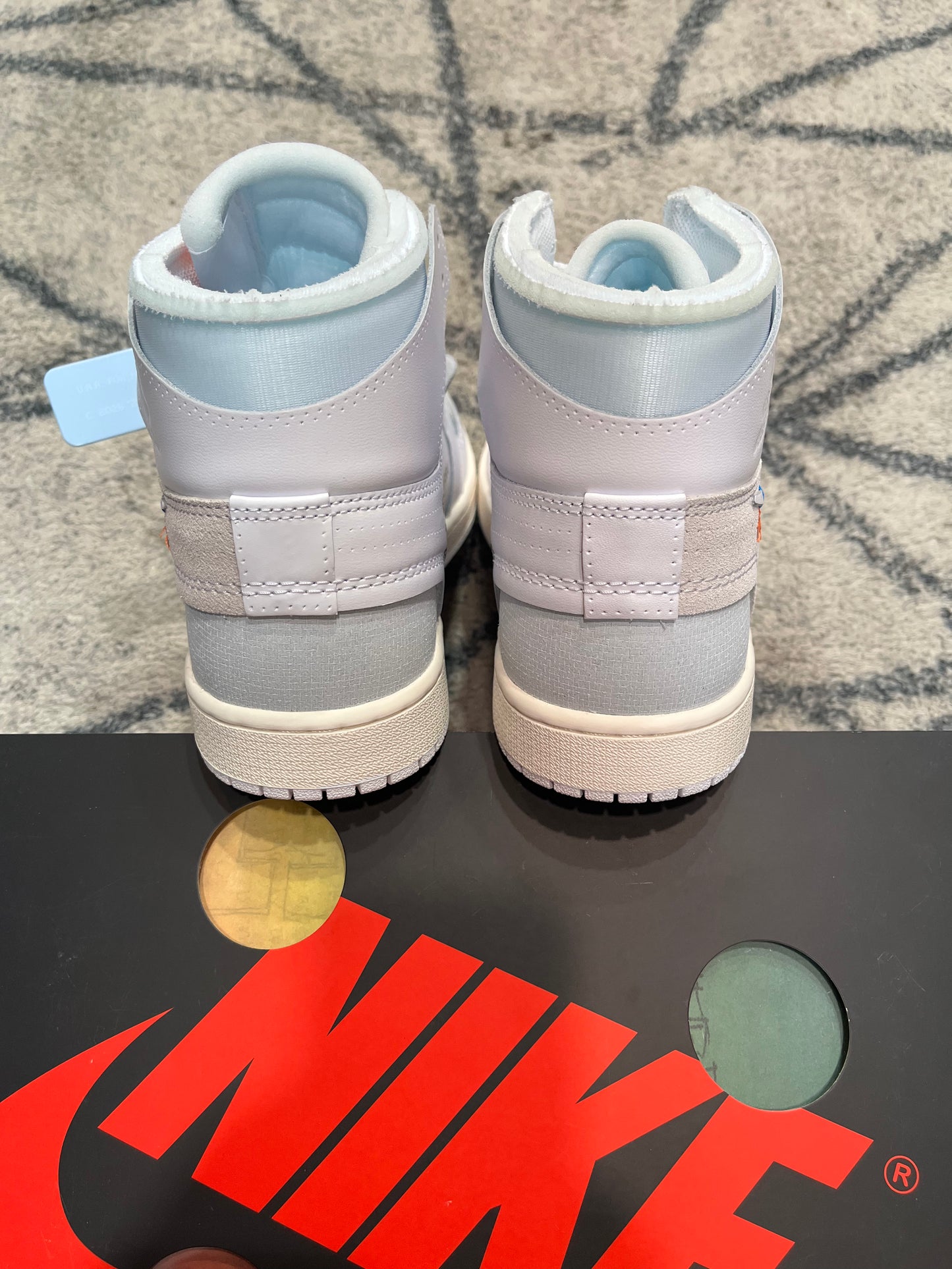 Air Jordan 1 Off White Alaska VAA