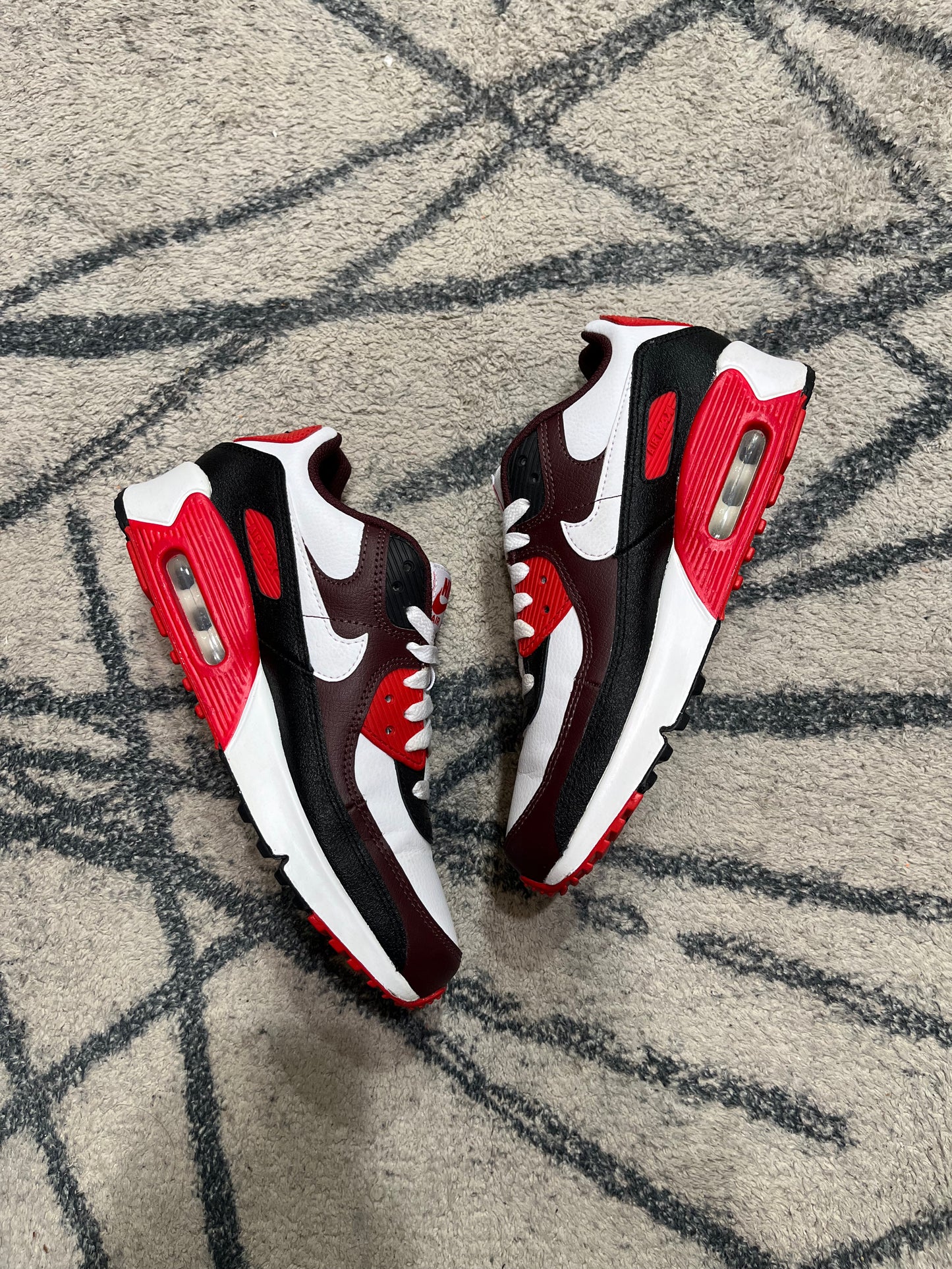 Nike Air Max 90 Burgundy Crush