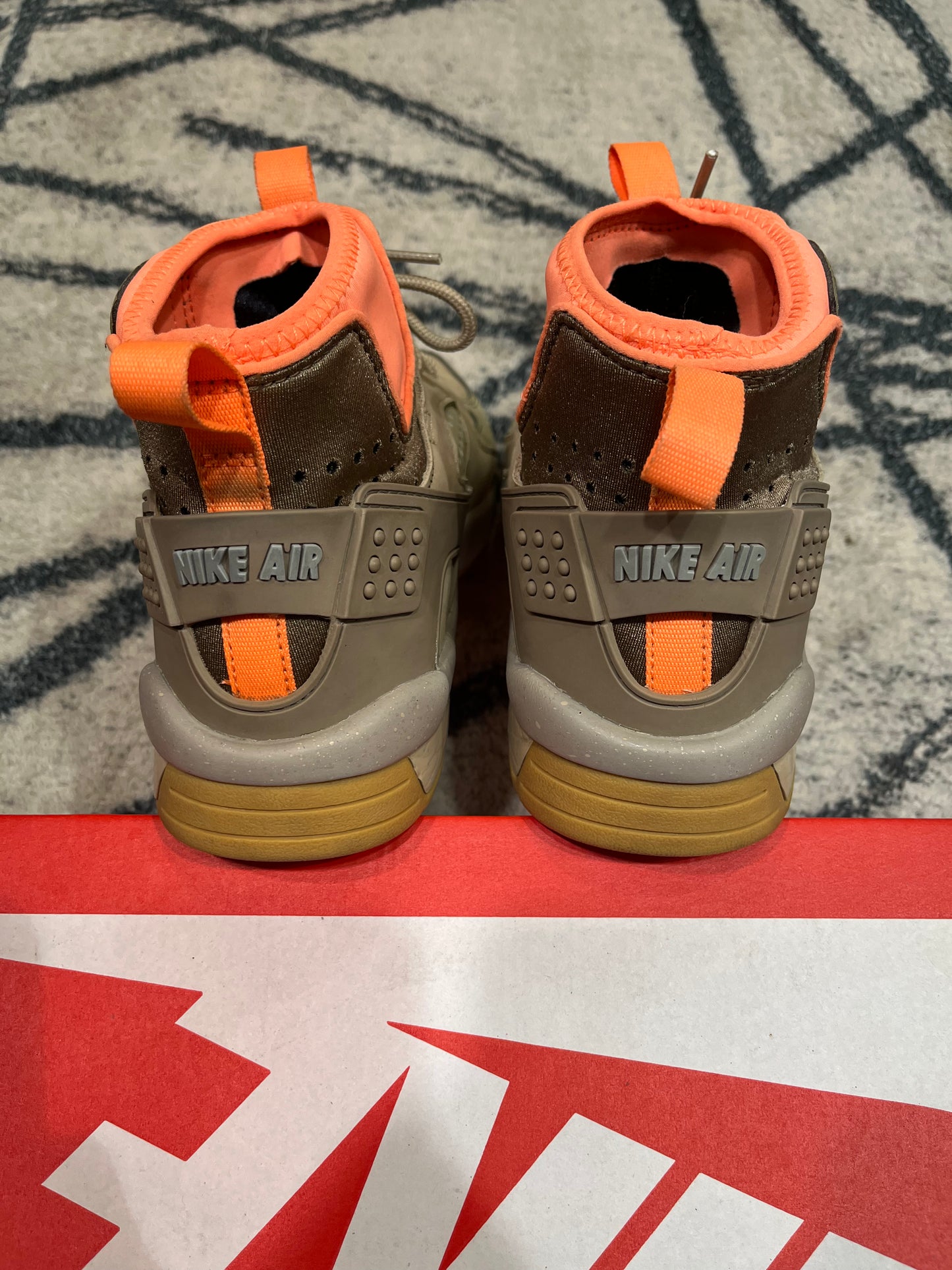 Nike ACG Air Mowabb Limestone