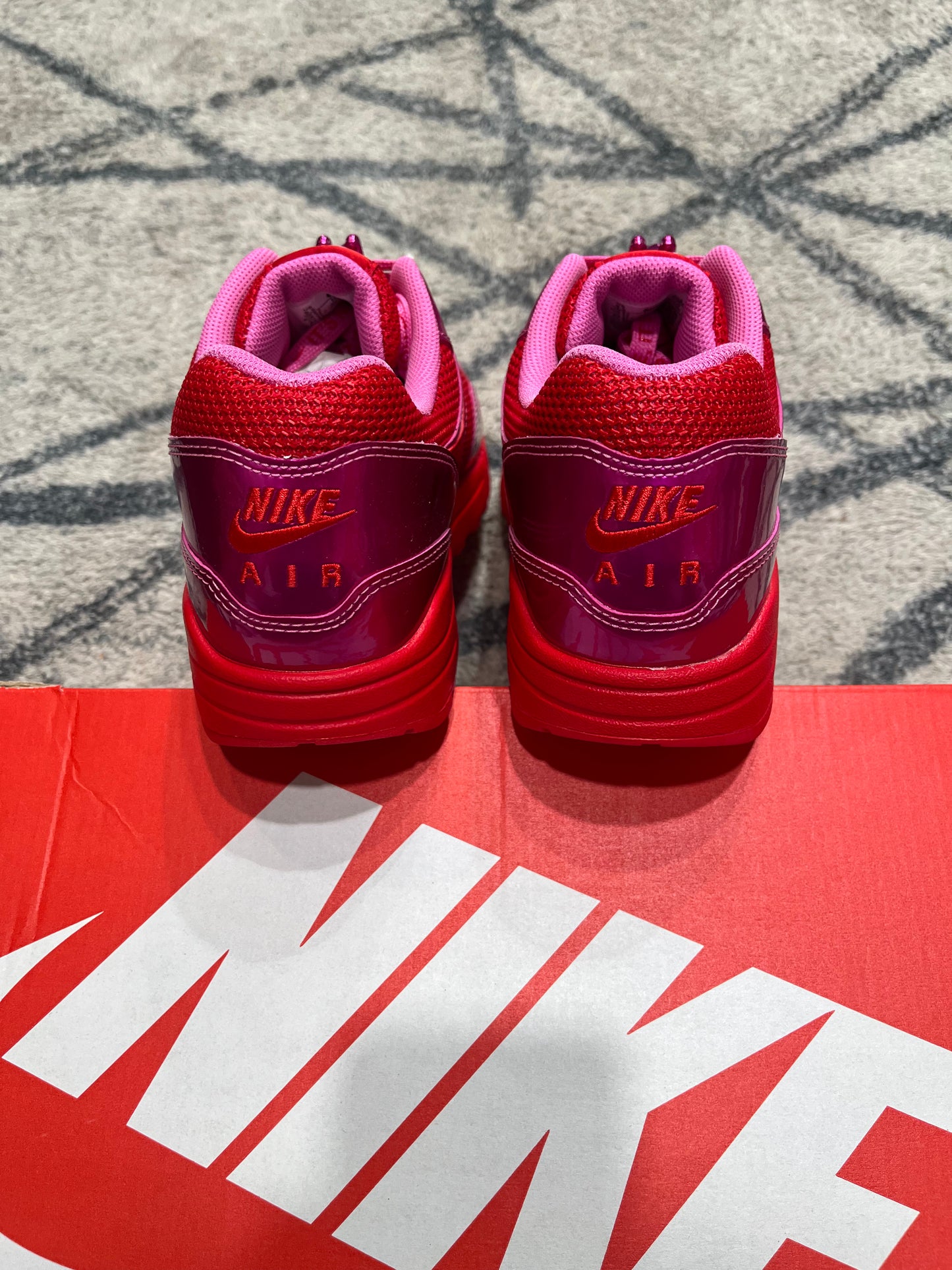Nike Air Max 1 Valentine Playfull Pink