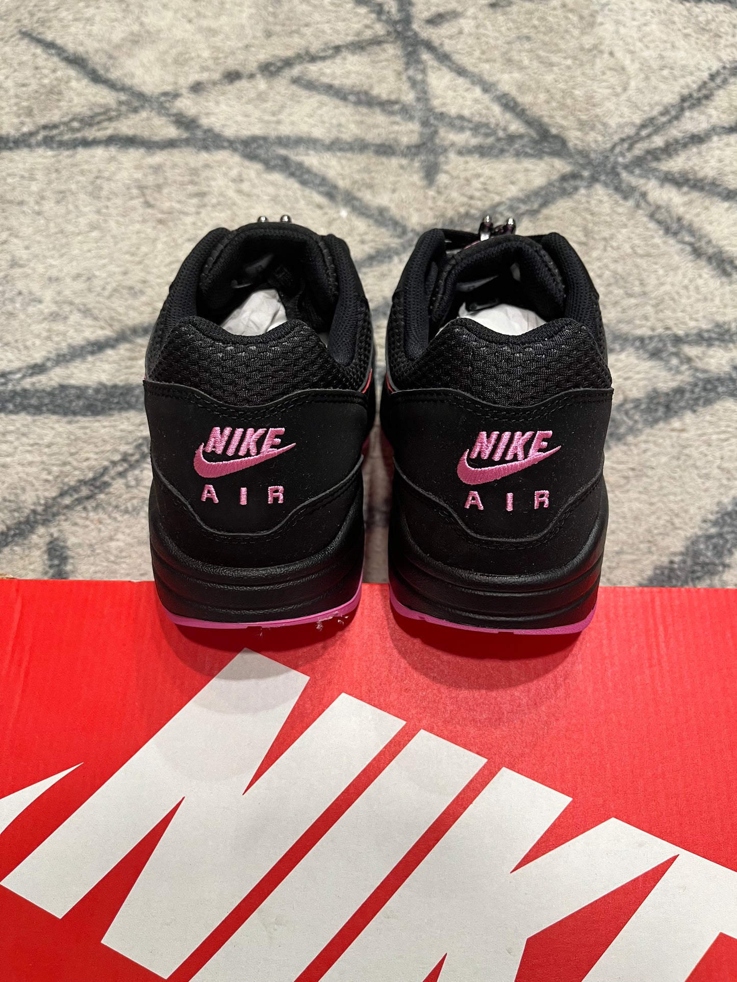 Nike Air Max 1 Valentine Black