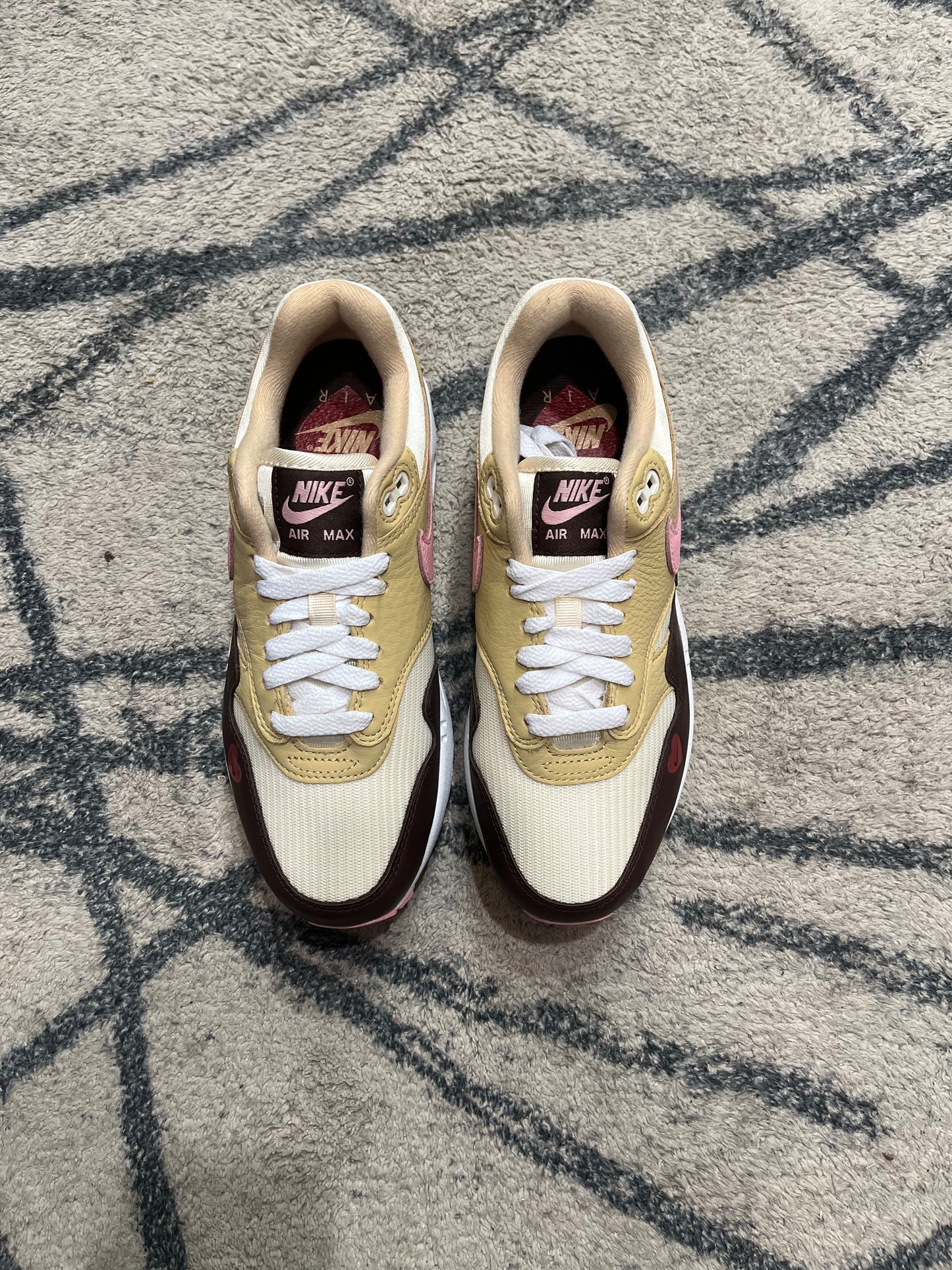 Nike Air Max 1 Valentine's Day