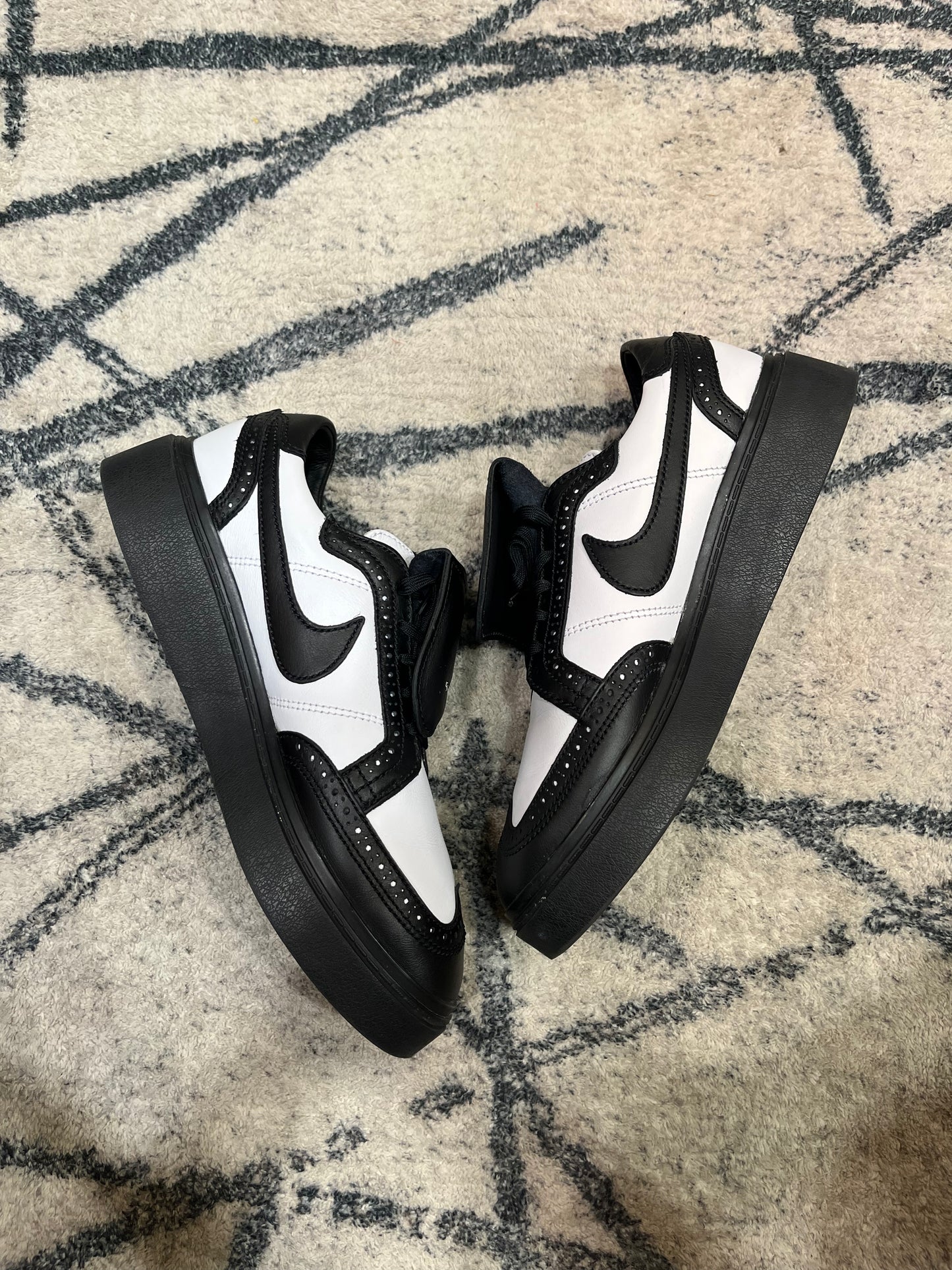 Nike Kwondo1 Peace Minusone