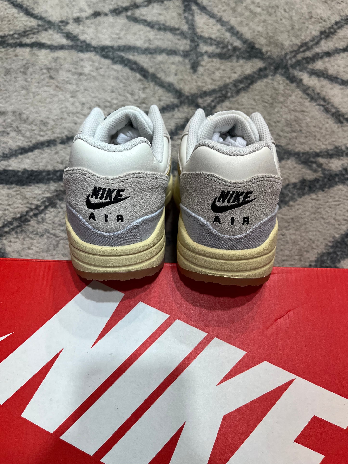 Nike Air Max 1 Crepe Light Bone