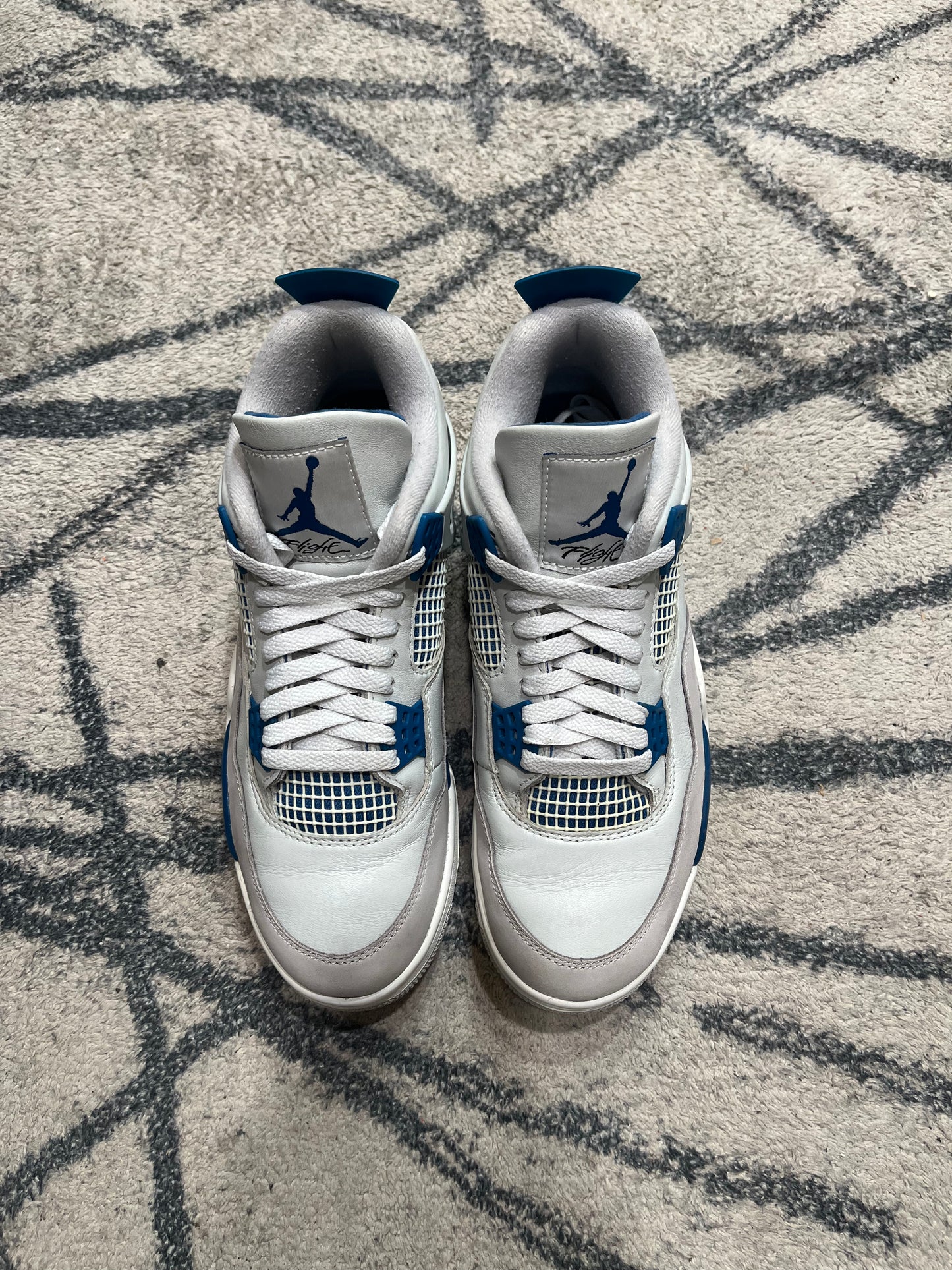 Air Jordan 4 Military Blue