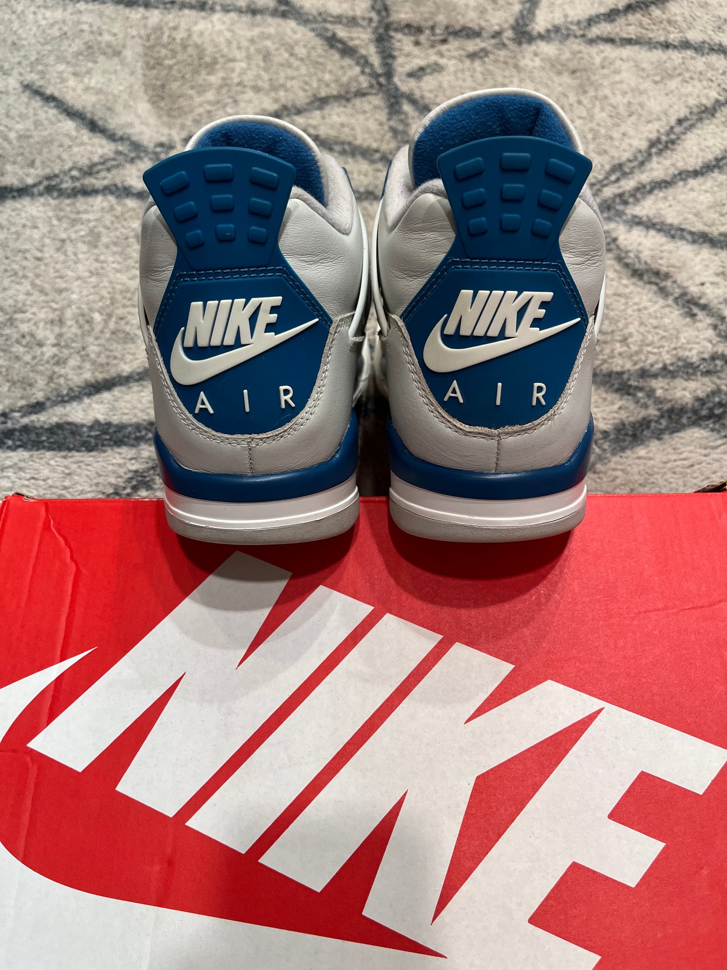 Air Jordan 4 Military Blue