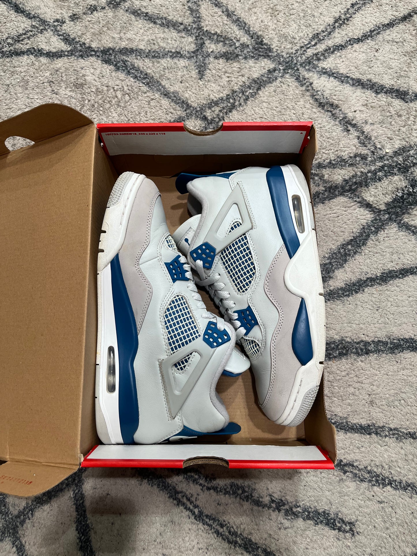 Air Jordan 4 Military Blue