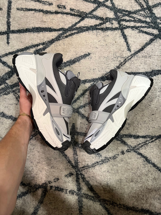 Off White Glove Light Grey