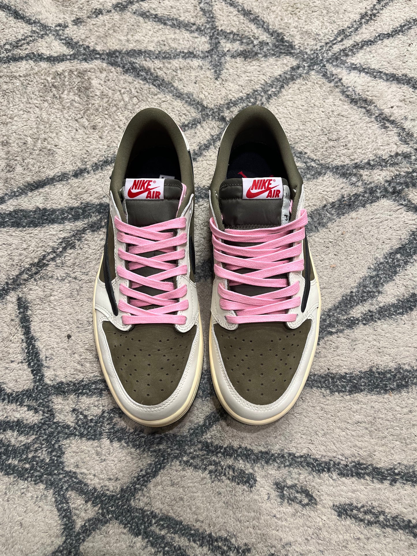Air Jordan 1 Travis Medium Olive