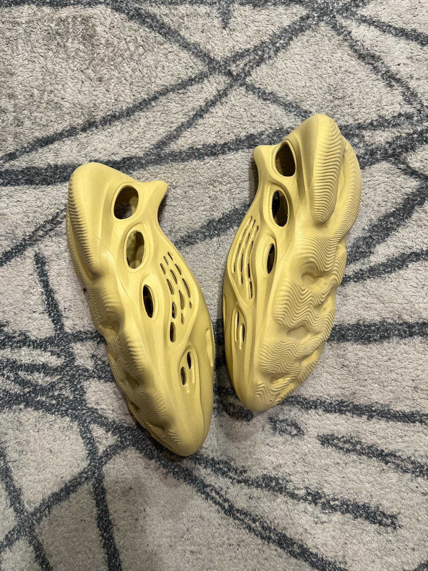 Yeezy Foam Runner Sulfur